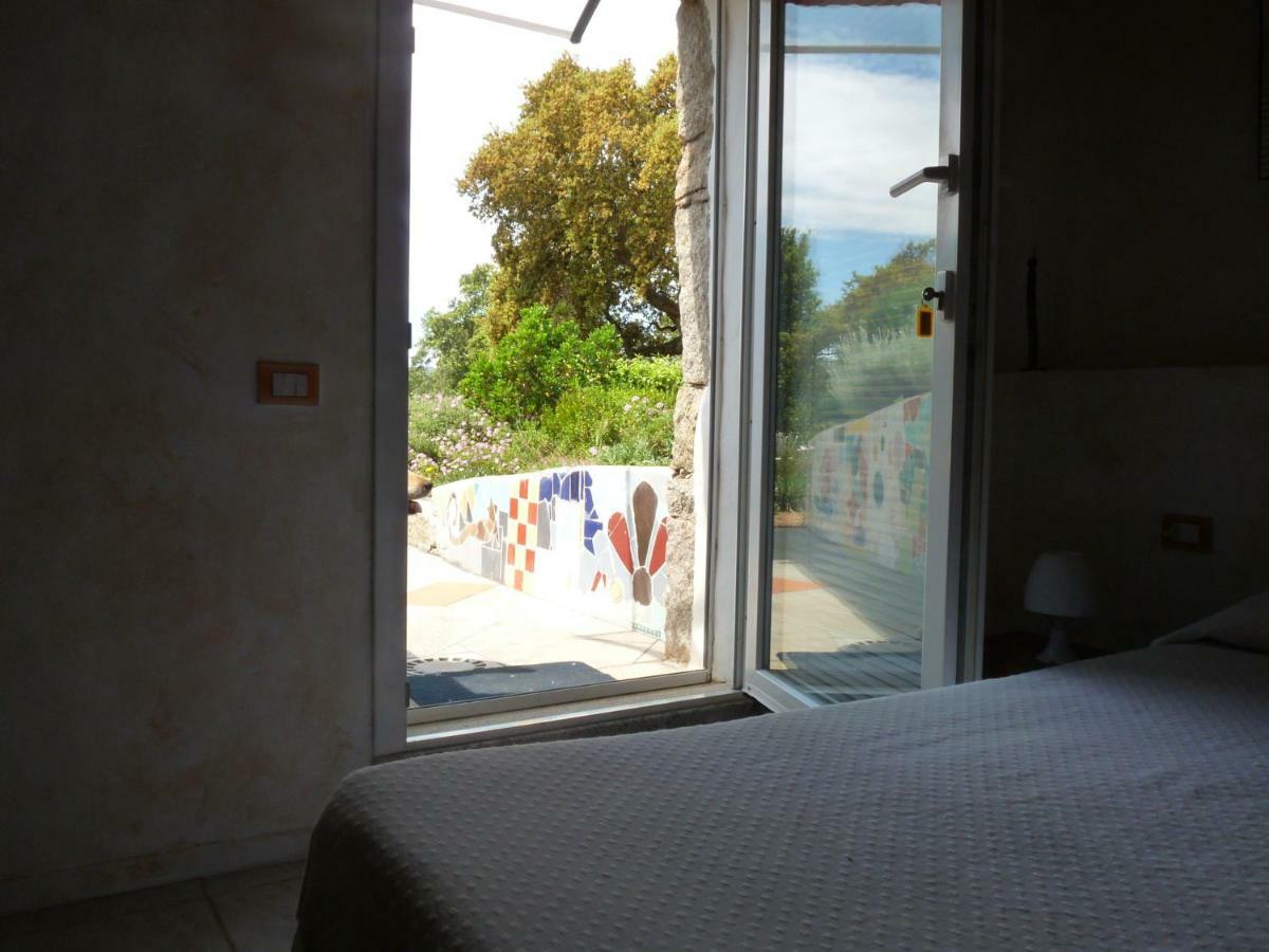 La Scala Guesthouse Berchiddeddu Chambre photo